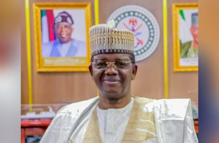 Zamfara: PDP Members Praise Matawalle, Protest Against Governor Lawal, As Federal Lawmaker Dumps PDP For APC